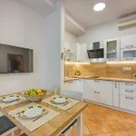 Gostinjska kuća Casa Mareva 3*